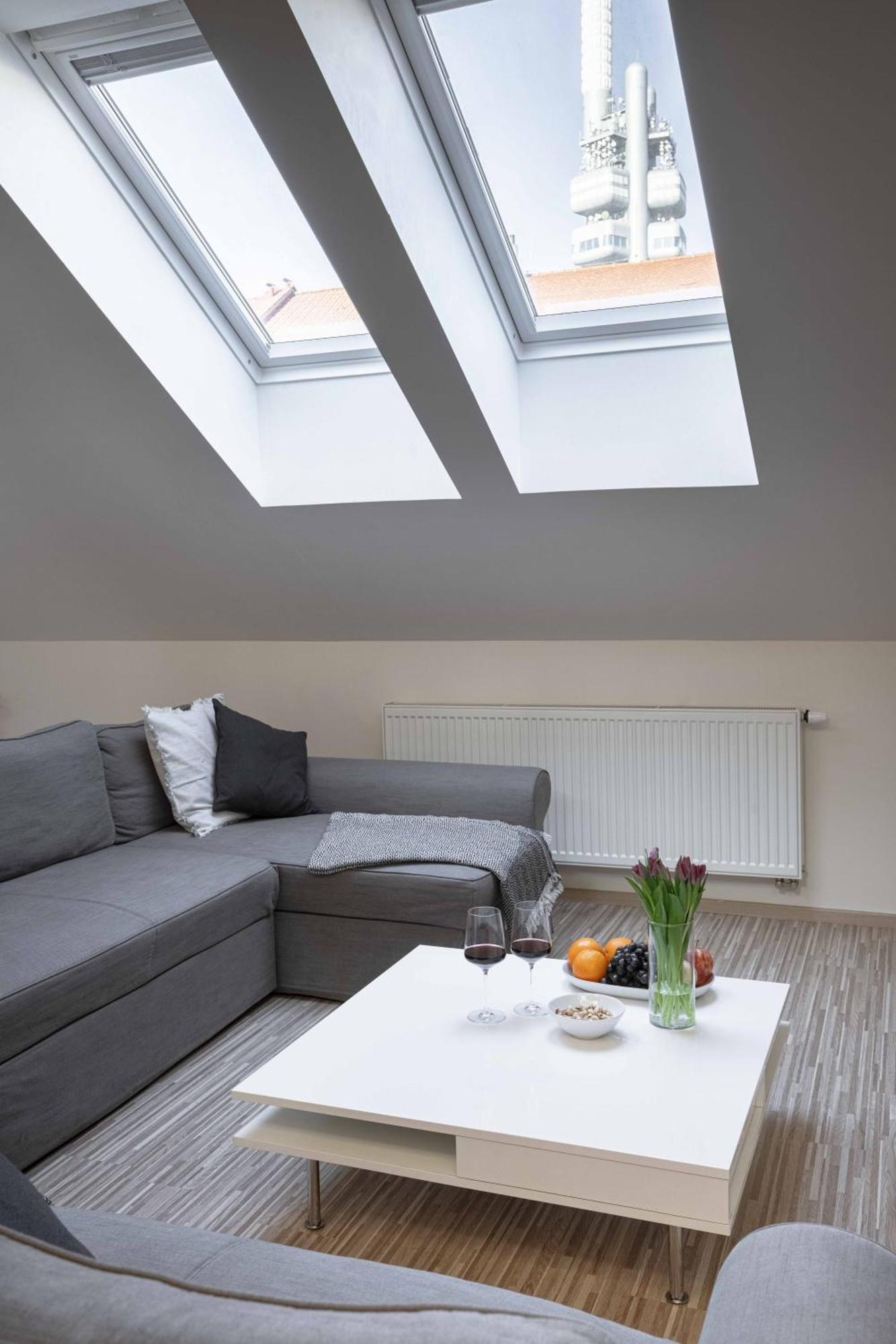 150m² 4br Duplex Near Metro & Center Praga